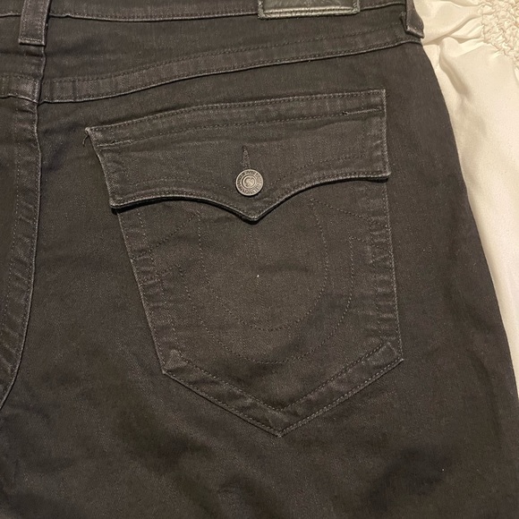 🆕listing…True Religion Jean Shorts - Picture 4 of 7